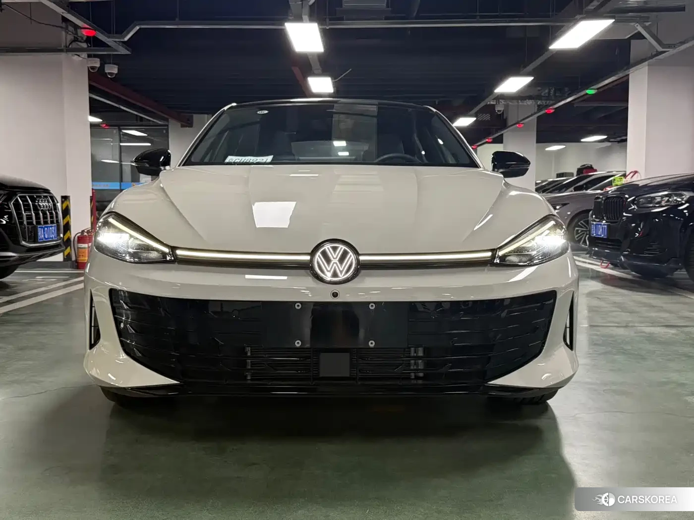 Volkswagen Lingdu 2025 Белый из Китая, фото 4