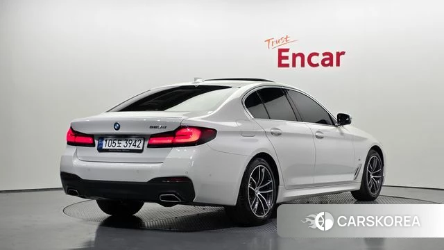 BMW 5 Series (G30) id 4223155 из Кореи 12