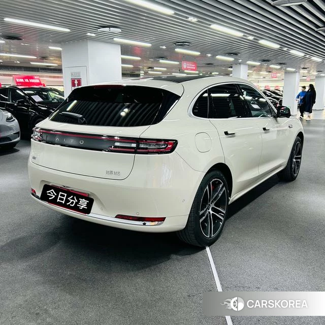 AITO Ask the world M5 2025 Белый из Китая, фото 2