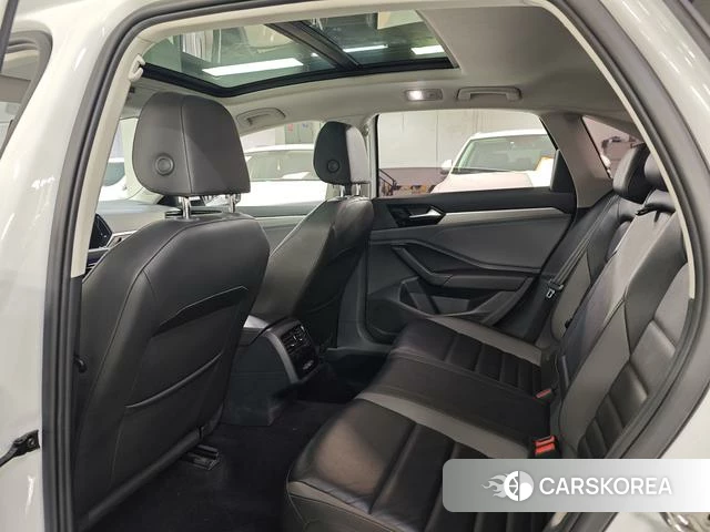 Volkswagen Sagitar 2022 Белый из Китая, фото 4