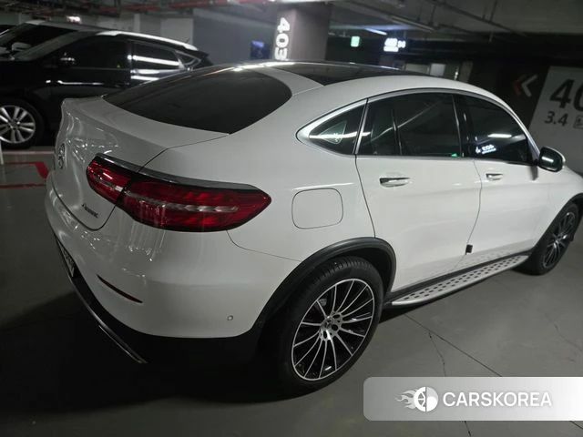 Mercedes-Benz GLC-Class X253 2019 Белый из Кореи, фото 2