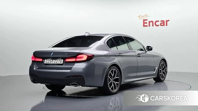 BMW 5 Series (G30) id 4540951 из Кореи 12