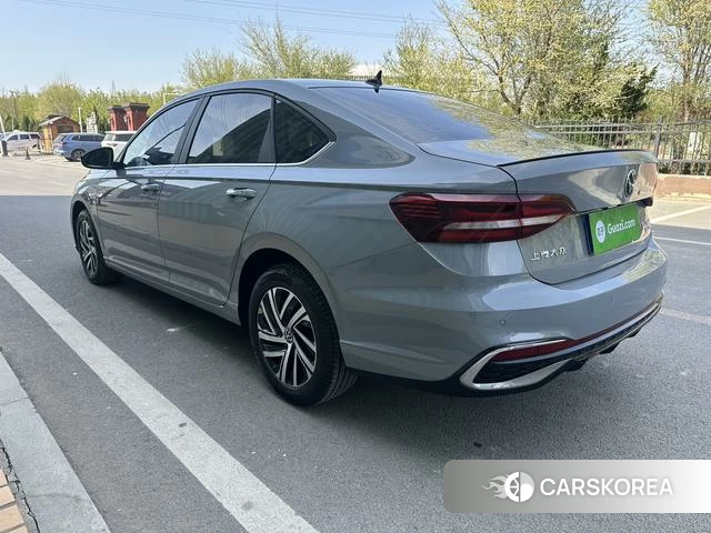 Volkswagen Lavida 2024 Синий из Китая, фото 2