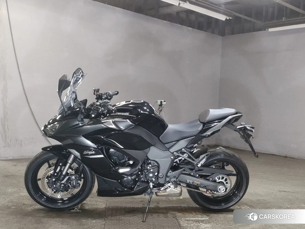 Проданный Kawasaki NINJA 1000 SX 2021 из Японии
