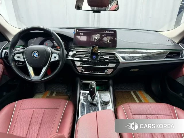 BMW 5 series 2021 Черный из Китая, фото 2