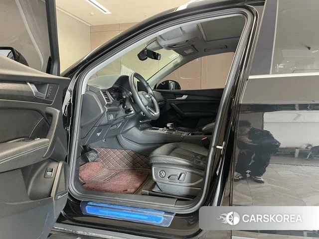 Audi Q5L id 4212464 из Китая 12