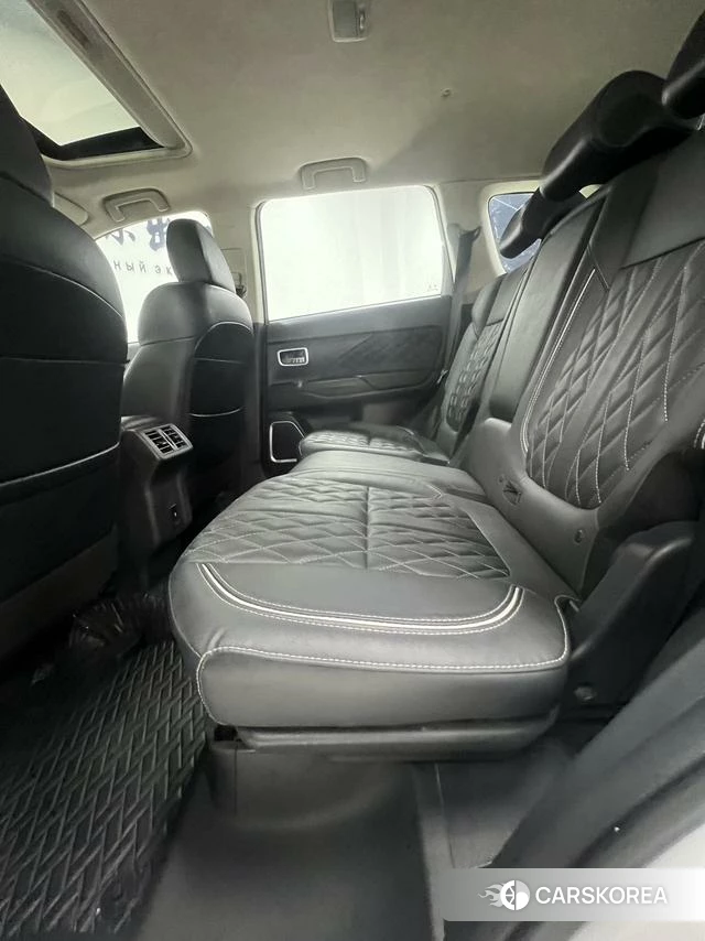 Mitsubishi  Outlander id 4218705 из Китая 11