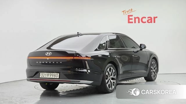 Hyundai Grandeur (GN7) id 4623815 из Кореи 12