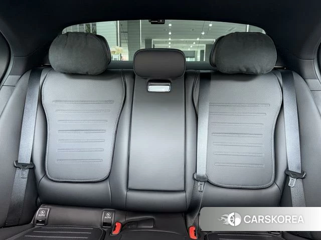 Mercedes-Benz Class C 2023 Белый из Китая, фото 2