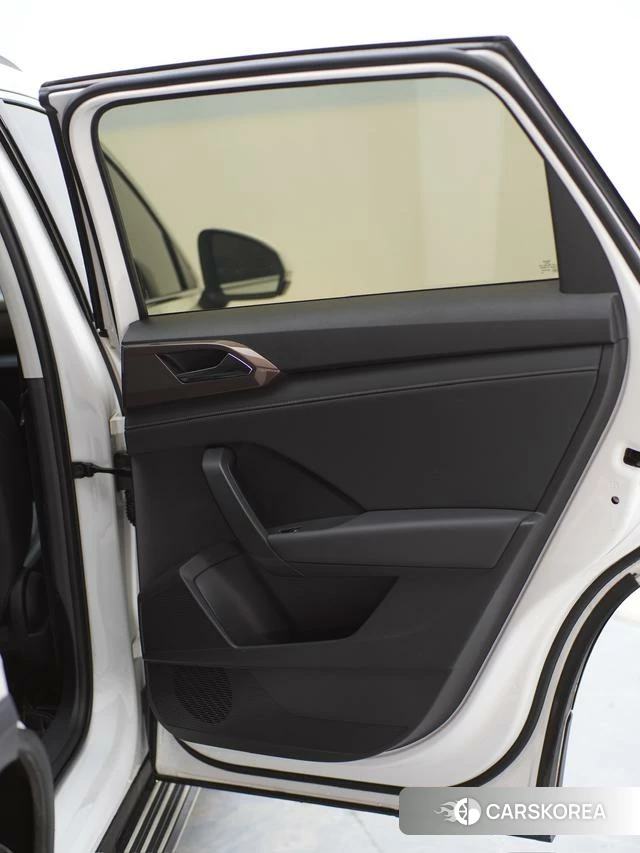 Volkswagen Tuyue id 4299773 из Китая 12