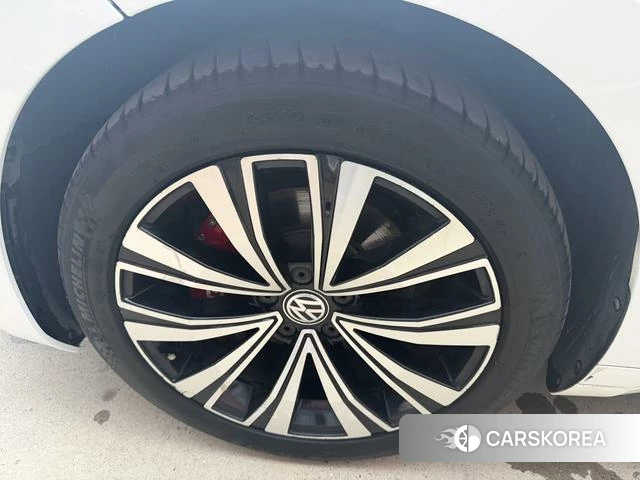 Volkswagen CC id 4240898 из Китая 12