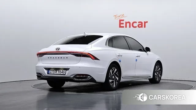 Hyundai The New Grandeur IG Hybrid id 3160001 из Кореи 12