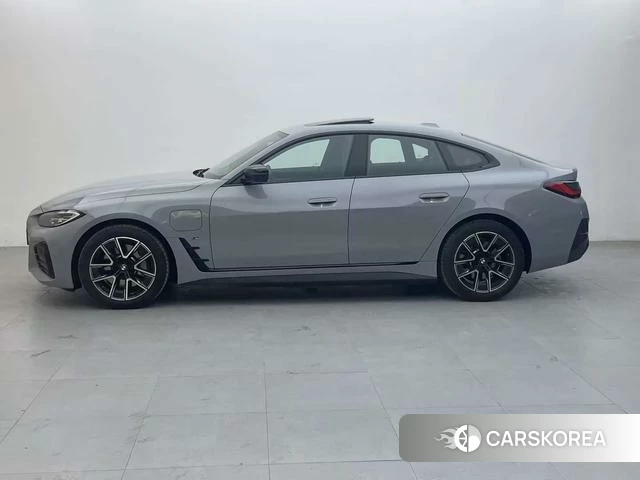 BMW i4 id 3908384 из Китая 10