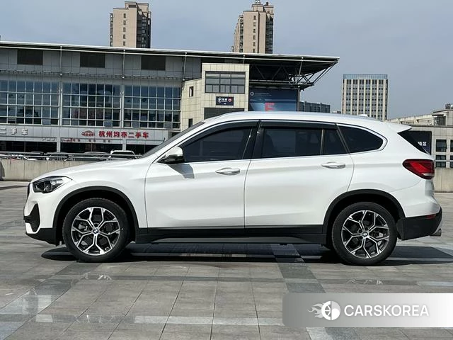 BMW X1 id 4306959 из Китая 10