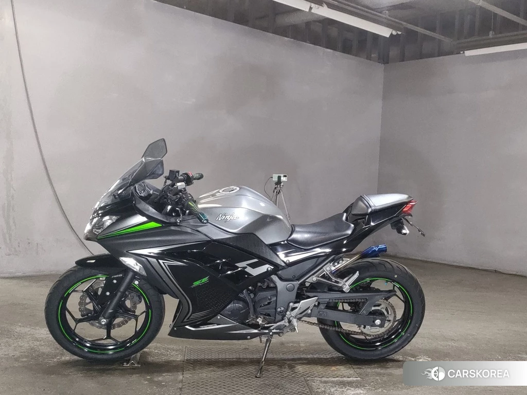 Проданный Kawasaki NINJA 250 2015 из Японии, фото 2