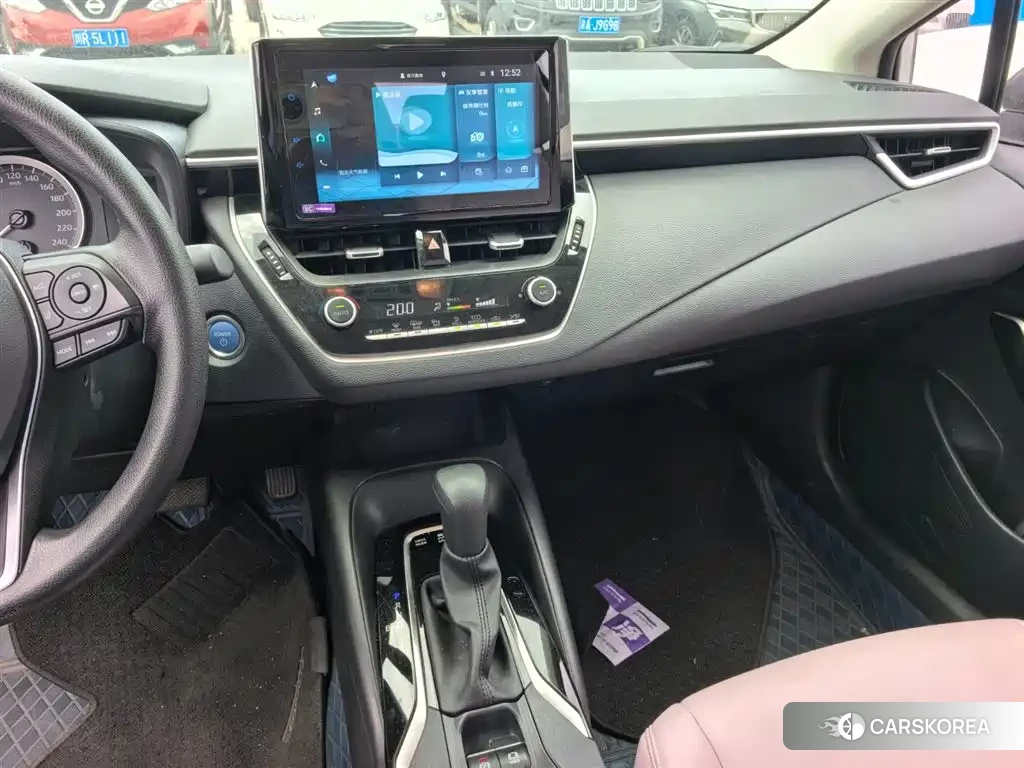 Toyota Corolla 2023 Белый из Китая, фото 6