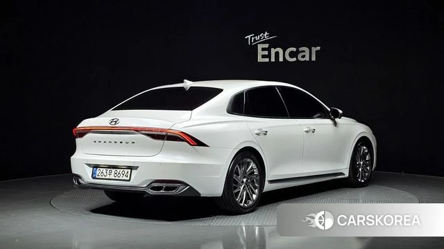 Hyundai The New Grandeur IG id 4195787 из Кореи 12