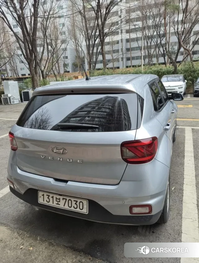 Hyundai Venue 2021 Серебряный из Кореи, фото 2