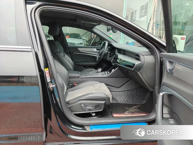 Audi A6L id 4297527 из Китая 11