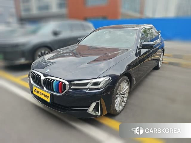 BMW 5 series 2022 Черный из Китая, фото 2