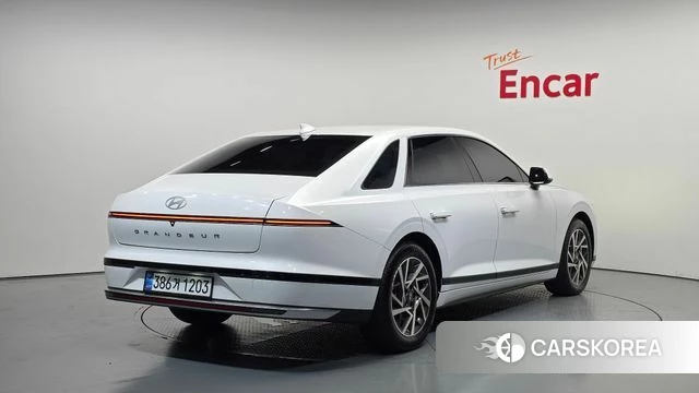 Hyundai Grandeur (GN7) id 4488508 из Кореи 12