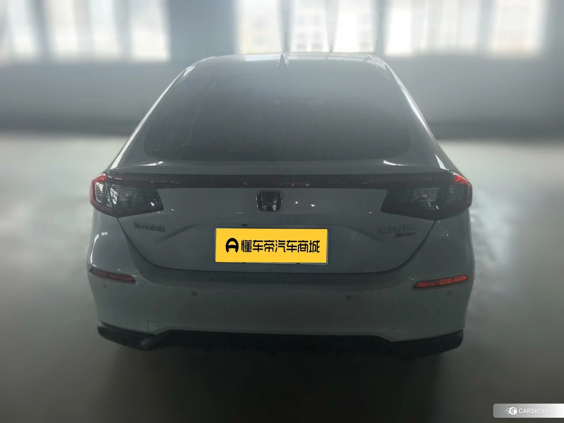 Honda Civic 2022 Белый из Китая, фото 2