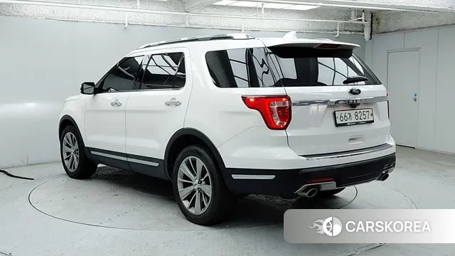 Ford Explorer id 3593515 из Кореи 12