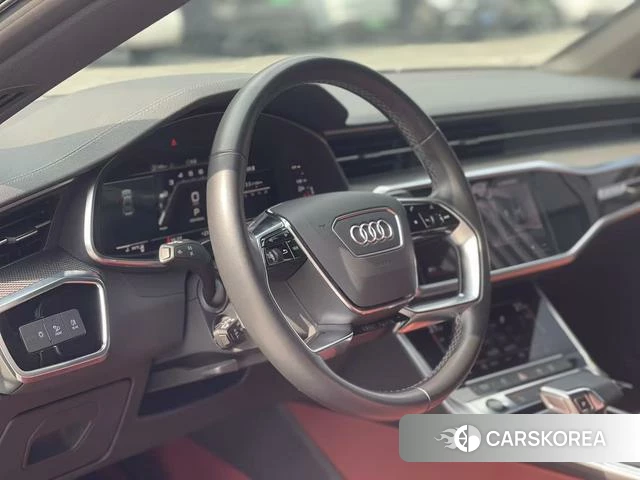 Audi A7L id 4276710 из Китая 9