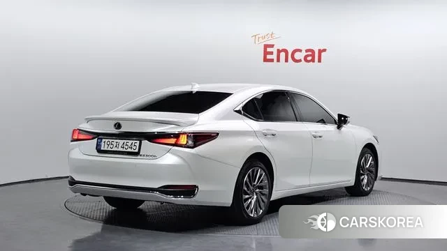 Lexus ES300h 7th generation id 3371960 из Кореи 12