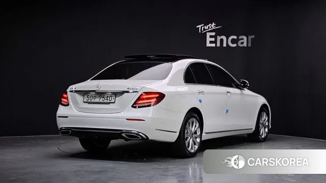 Mercedes-Benz E-Class W213 id 3692569 из Кореи 12