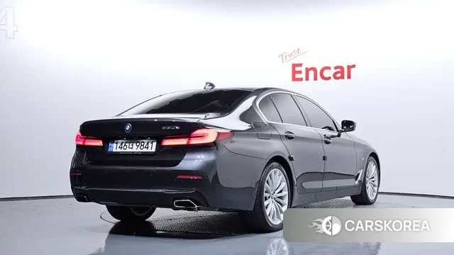 BMW 5 Series (G30) id 3372648 из Кореи 12