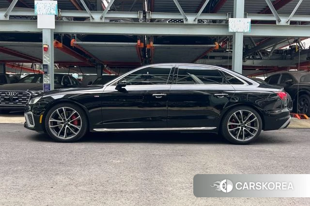 Audi A4L id 4407510 из Китая 12