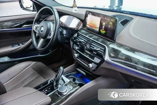 BMW 5 series 2022 Черный из Китая, фото 4