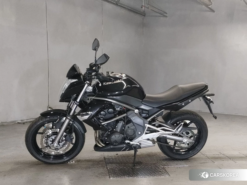 Проданный Kawasaki ER-4N 2012 из Японии