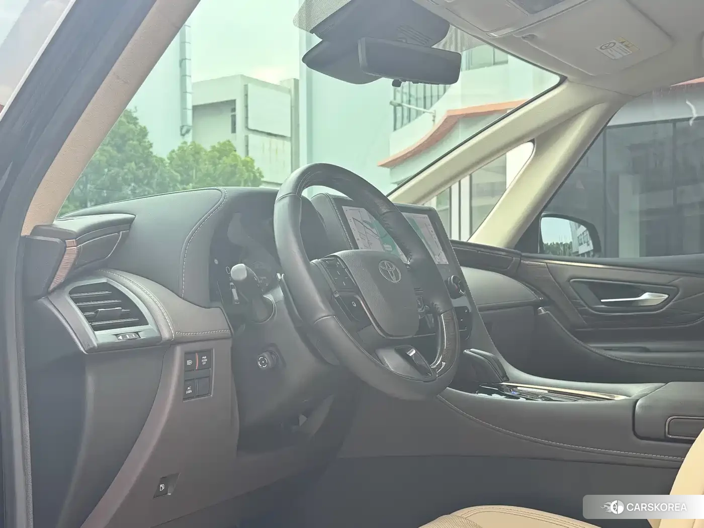 Toyota Elfa id 4644385 из Китая 10