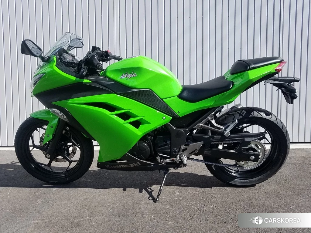 Проданный Kawasaki NINJA 250 2014 из Японии, фото 2