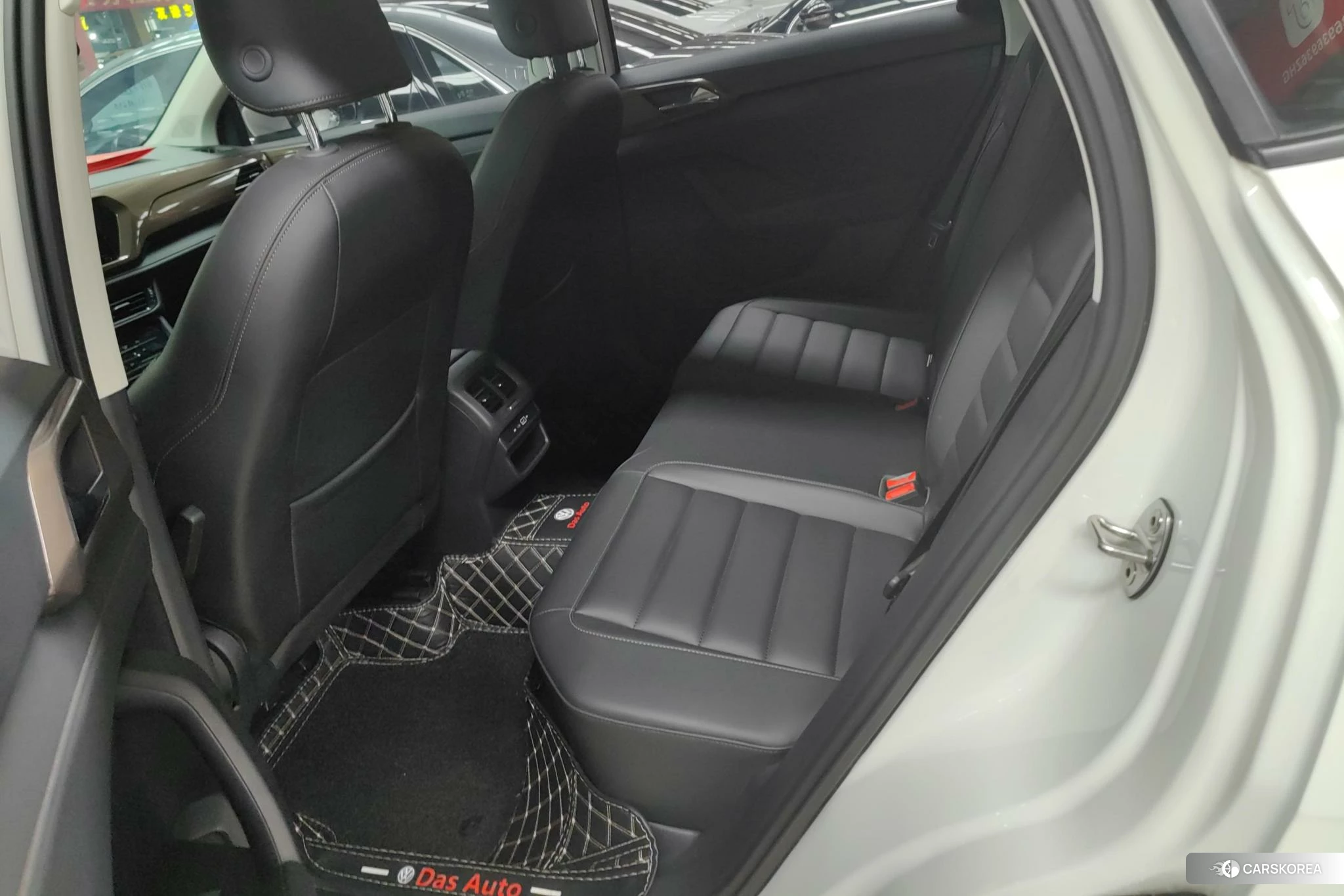 Volkswagen Tuyue id 4467658 из Китая 9