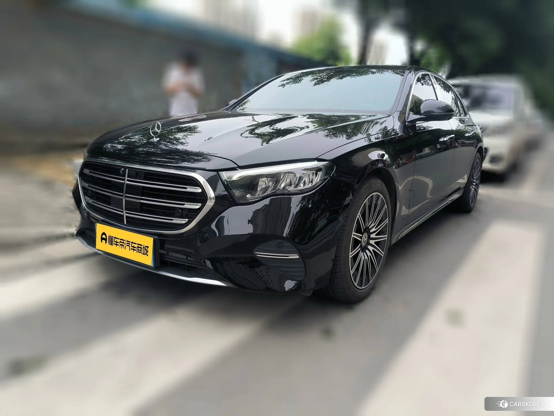 Mercedes-Benz E-class 2023 Черный из Китая, фото 2