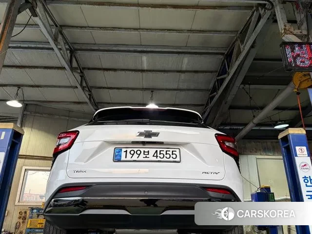 Chevrolet (GM Daewoo) Trax Crossover 2023 Белый из Кореи, фото 2