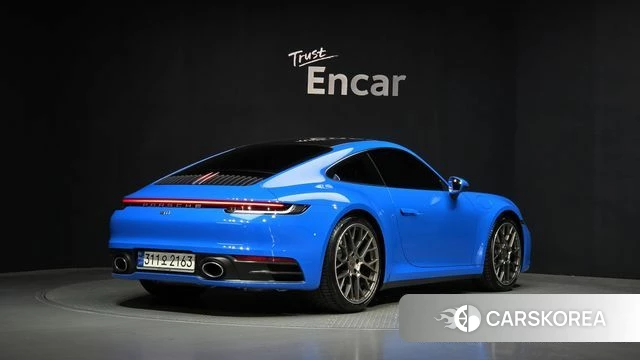 Porsche 911(992) id 4202696 из Кореи 12