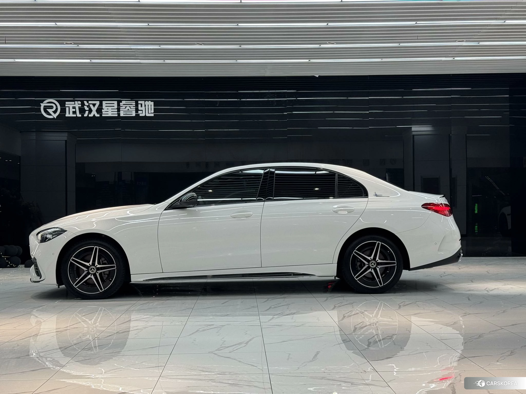 Mercedes-Benz Class C 2024 Белый из Китая, фото 6