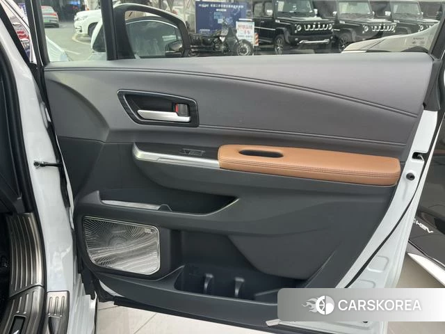 Toyota Saina id 4274471 из Китая 9