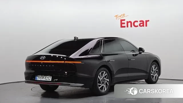 Hyundai Grandeur (GN7) id 3467599 из Кореи 12