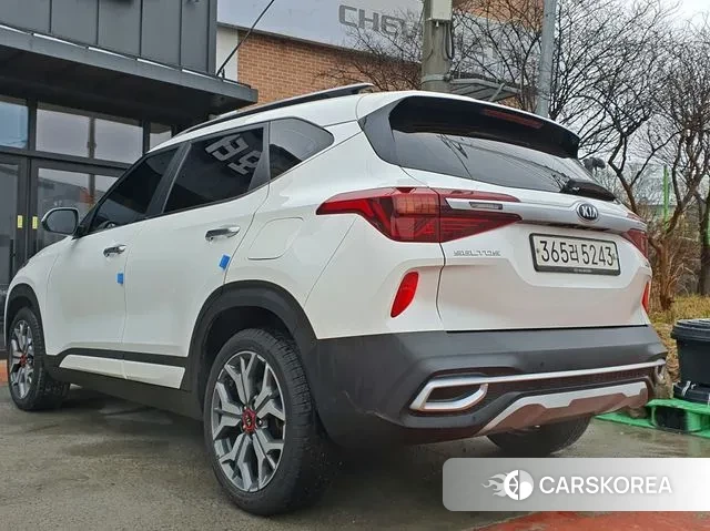 Kia Seltos 2020 Белый из Кореи, фото 4