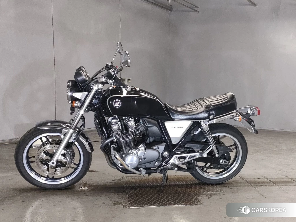 Проданный Honda CB1100 2010 из Японии