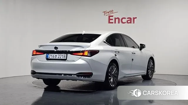 Lexus ES300h 7th generation id 3731735 из Кореи 12