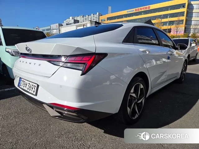 Hyundai Avante (CN7) id 3395752 из Кореи 9