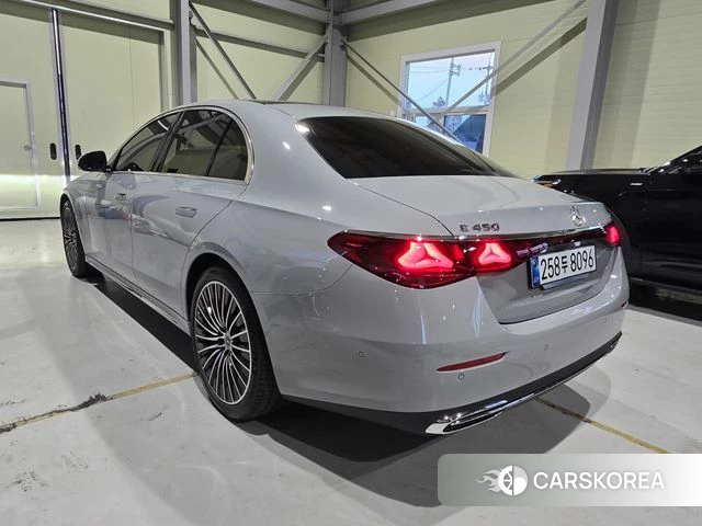 Mercedes-Benz E-Class W214 id 4706036 из Кореи 11