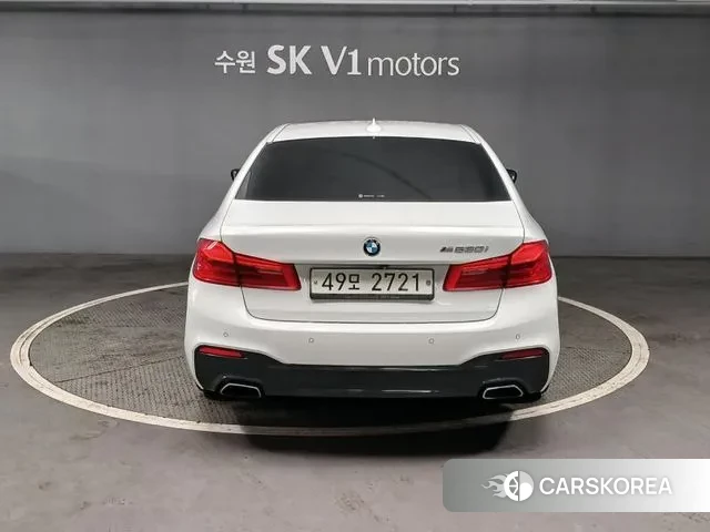 BMW 5 Series (G30) id 3243811 из Кореи 12