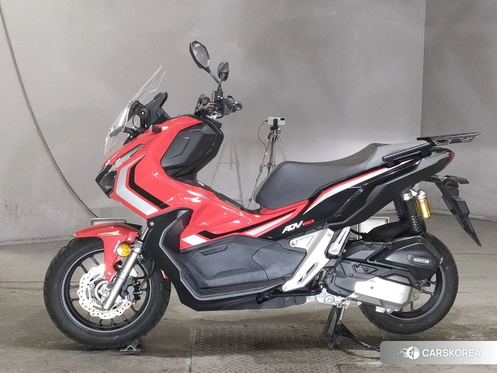Проданный Honda ADV150 2019 из Японии